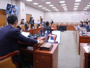 민주 탄핵 추진에 최상목 사의…‘권한대행 대행 대행’ 체제 돌입