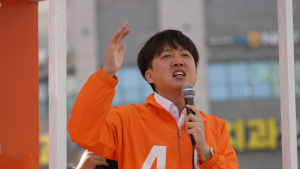 이준석, 김문수 尹 출당 거부에…“이중 정체성” [21대 대선]