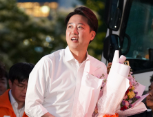‘제3지대 변수’ 이준석…지지율보다 큰 존재감
