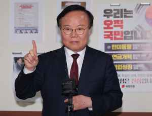 김재원 “김문수, 尹과 후보 확정 후 통화…탈당 논의 없었다”