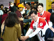 국힘, ‘尹 복심’ 석동현 영입 이유는…당내 인선 찬반 ‘팽팽’ [21대 대선]