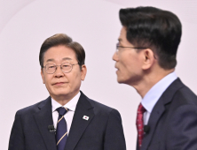 김문수 “경제 문제, 무조건 반대한 민주당 잘못” vs 이재명 “3년간 정부가 더 반대” [21대 대선]
