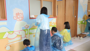 한국타이어 임직원, ‘가족과 함께하는 벽화 그리기’ 봉사활동