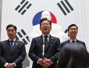 이재명 “부동산, 공급 늘리는 방향으로 관리” [21대 대선]