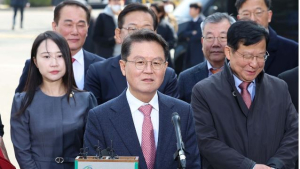 4차 공판에서 입 연 尹 측…“계엄 형식 빌린 호소” 재차 주장