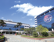 초등학교 남녀 교사가 교실서 부적절한 행위…“학생이 봤다”