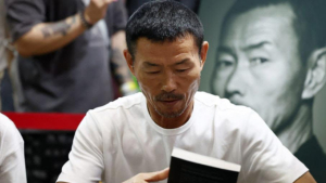 손흥민 부친 손웅정 감독, ‘아동 학대’ 혐의 3개월 출전정지 징계 처분