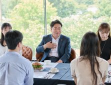 오세현 아산시장, MZ공무원들과 ‘브런치 소통’