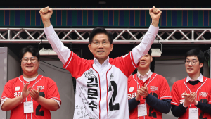 [단독] 국힘, 부산 사직구장 돔구장 재건축 공약화…“전향적 검토” [21대 대선]