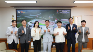 김해시 저출생극복 차별화 인구시책 성과…'나는 김해 솔로' 제1호 부부 탄생