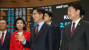 국힘 “李, 과거 ‘해방직후 미군은 점령군’ 발언, 위험한 안보관” [21대 대선]