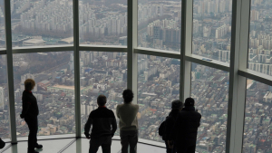 ‘똘똘한 한 채’ ‘재건축 기대’ 서울만 오른다…양극화 지속 
