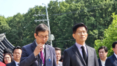 김문수, 육영수 여사 생가 방문…당정관계 개편 의지 보여 [쿡 정치포토]