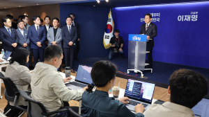 “민생 생존선 지킨다” 이재명, 직접 지휘할 경제TF 구상은? [21대 대선]