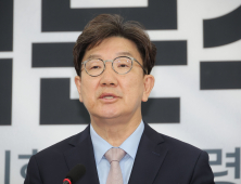 권성동 “이재명 ‘HMM 부산 이전’은 말장난…부산시민 우롱”