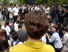“여성 유권자에게 사과”…이준석 유세 중 날아든 지적 [21대 대선]