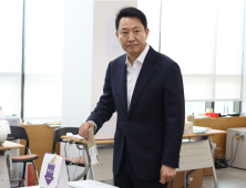 오세훈 서울시장, 21대 대선 사전투표 완료