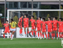 ‘졌지만 잘 싸웠다’…한국, 콜롬비아와 1차전 0-1 석패