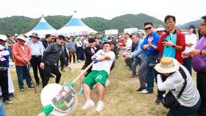 세대 아우르는 ‘전통문화 한마당’…울진 평해단오제 ‘성료’