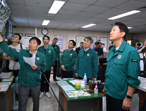 대선 앞두고 ‘안전 점검’ 나선 오세훈…충무로역·투표소 방문