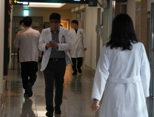 정권 넘겨 이어진 ‘의료공백’…이재명 정부 ‘의료개혁’ 향방은 [이재명 정부]