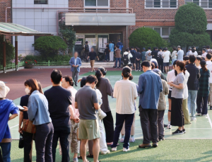 본투표 오늘 오후 8시까지…당선인 윤곽 자정쯤 [21대 대선]