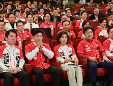국민의힘, 이재명 51.7%·김문수 39.3% 출구조사에 ‘정적’ [21대 대선]