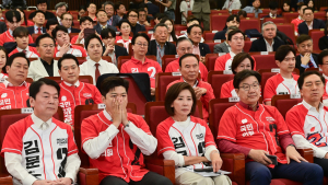 野, ‘대선 패배’ 폭탄 돌리기…“尹·친윤계 무거운 책임” [국민의힘 성적표]