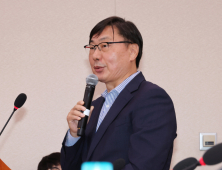 ‘대북송금’ 이화영 징역 7년 8개월 확정…대법 “법리오해 없어”