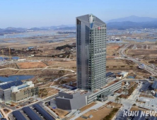 한전, 빚더미 속 73조 전력망 계획…재원 마련 ‘전기료·회사채’로 가능할까