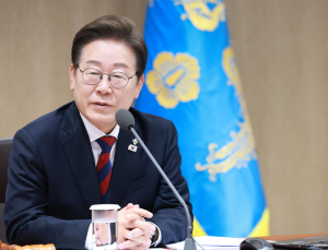 李 대통령, 청와대 이전할 때까지 한남동 관저 머문다