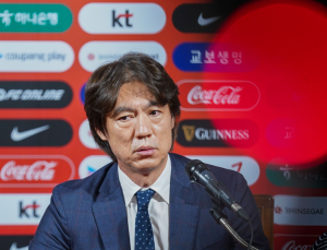 말 많았던 홍명보호, 일단 월드컵 본선行 성공…남은 건 ‘경기력 발전’