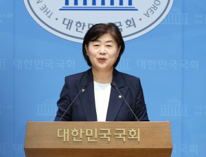 서영교 “추경서 전 국민 재난지원금 적극 검토…경제 마중물”