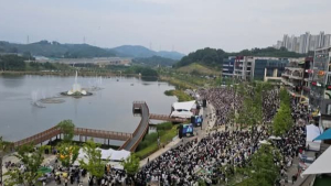 ‘2025 시흥 브레이킹 배틀’···도심 가른 몸짓에 시흥이 들썩