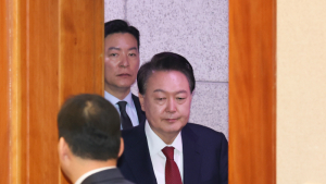 경찰, 尹 2차 소환 통보…‘비화폰 삭제 지시’ 등 혐의 추가