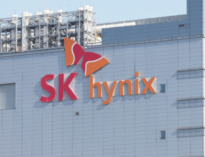 장중 6만 삼성전자·23만 SK하이닉스…정책·실적 기대감에 반도체株 훈풍