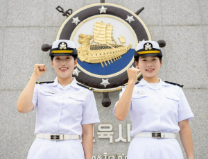 서해수호 55용사의 딸, 프로야구서 시구·시타