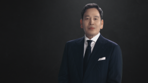 “선처 없다” 도 넘은 가족 거론 루머에…정용진 신세계 회장, 사이버 렉카 법적 대응