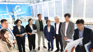 전주시의회 문화경제위원회, 여름철 대비 수영장 운영 현장 점검