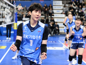 IBK 이소영의 진심 “견뎌내기 힘든 시간이었다…몸 열심히 만들 것”