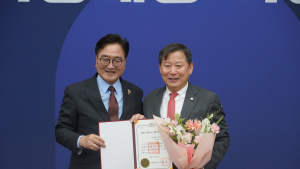 이철규 의원, 제5회 대한민국 국회 의정대상 수상