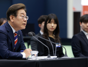 이재명 “‘국장으로 되돌아오는 게 지능 순’ 말 나오게 하면 시장 정상화” 