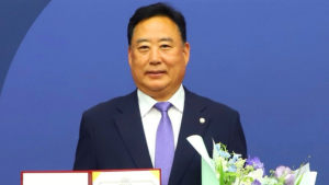 “해양폐기물 대응 입법 성과”…어기구 의원, 입법활동 부문 국회의정대상 수상