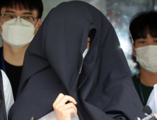 ‘의료계 블랙리스트’ 작성 전공의, 1심 징역 3년…法 “스토킹 범죄”