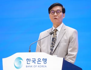 이창용 “경기부양 위해 부동산 과잉투자 용인한 관행 떨쳐야”