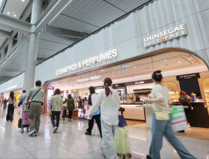 출국 직전 인기 쇼핑템은?…신세계면세점 ‘3시간 전’ 순위 공개