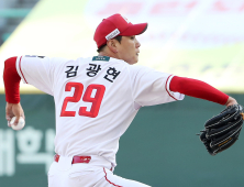 김광현, SSG와 2년 36억원 비FA 다년 계약…“목표는 200승”