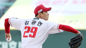 김광현, SSG와 2년 36억원 비FA 다년 계약…“목표는 200승”