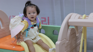 “등하원 도우미 구합니다”…‘아이돌봄’ 기다리다 지친 서울시 엄마들