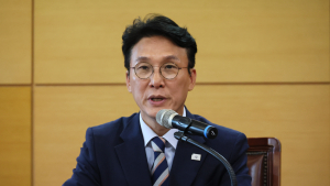 김민석 “채무 다 갚아…2억원 안 되는 재산에 무슨 비리 틈타겠나”